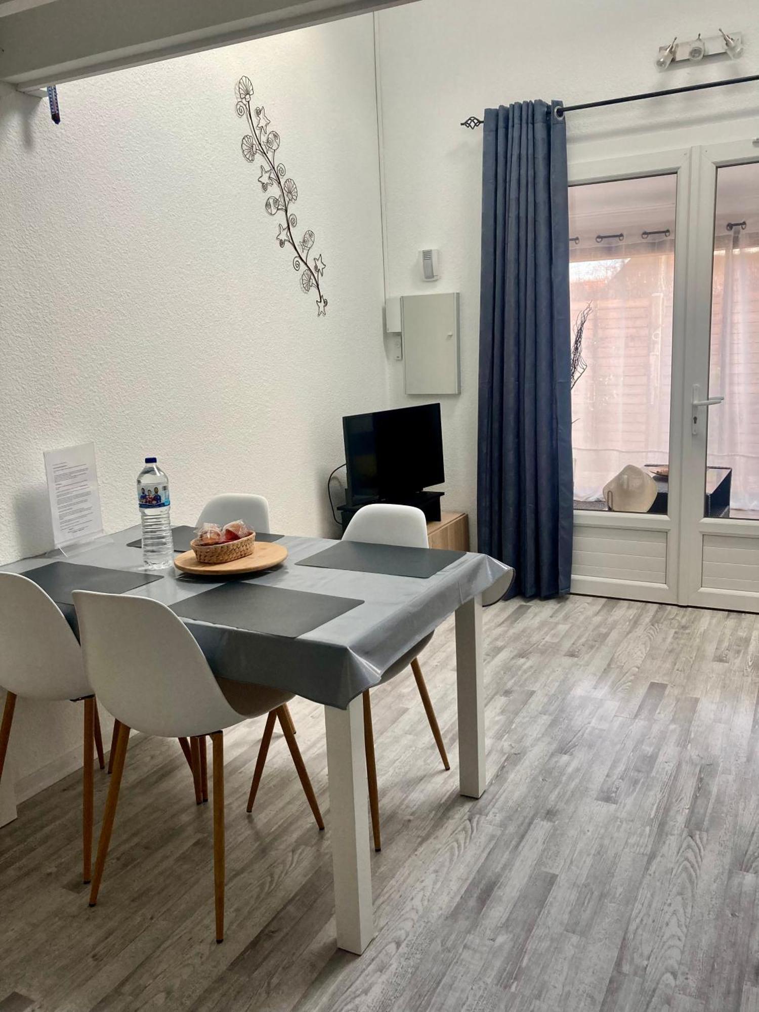 ארס Appartement Duplex Lumineux Idealement Situe מראה חיצוני תמונה